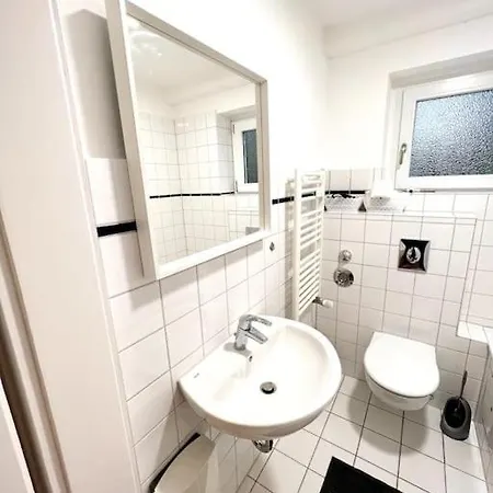 Zentral In * Duisburg